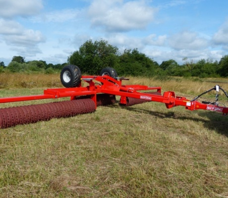 rollmot_830_fleche_deportee